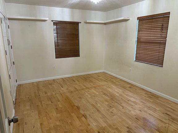 4th image of 1478 Jefferson Ave