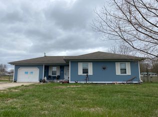 784 S Olive St, Marshfield, MO 65706
