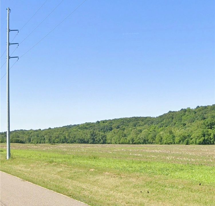1st image of NE Railroad Ave