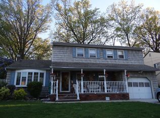 25 Christopher Ln, Colonia, NJ 07067