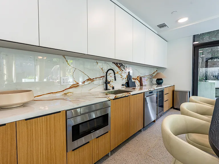 Clubhouse Kitchen