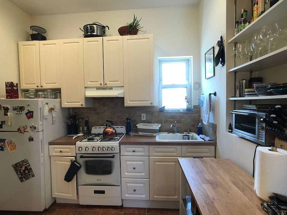 1st image of 318 Greenwood Ave APT 5