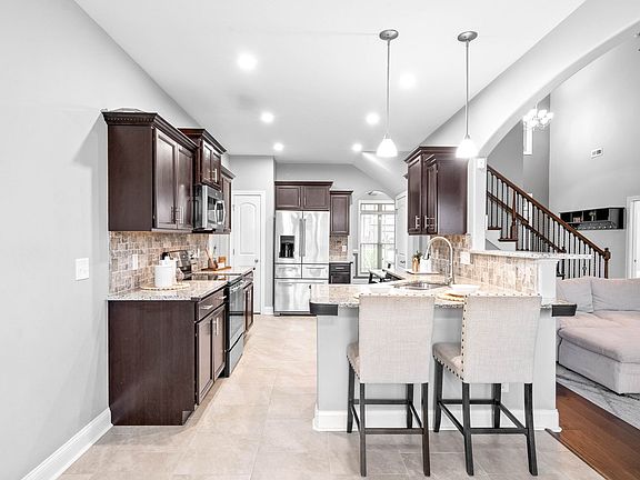 2nd image of 1563 Cobra Ln