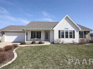 5919 Charleston Ct, Peoria, IL 61604