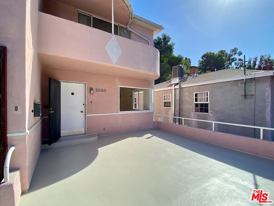 1st image of 2600 Griffith Park Blvd