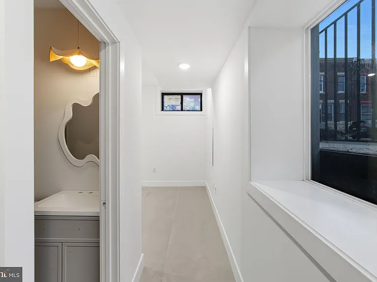 2713 W Montgomery Ave #A — Photo 14