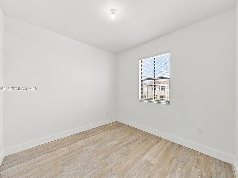 10018 SW 228th Ter — Photo 23