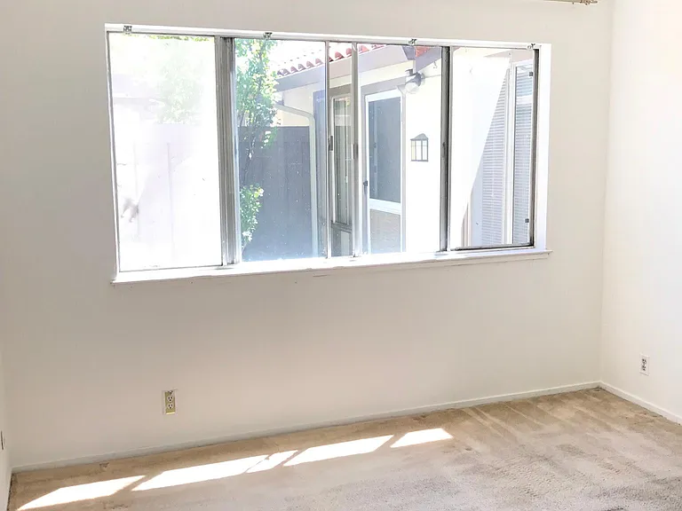 8148 Park Villa Cir — Photo 14