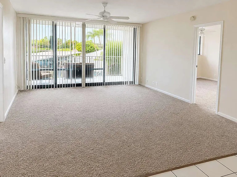 336 Golfview Rd #217 — Photo 8