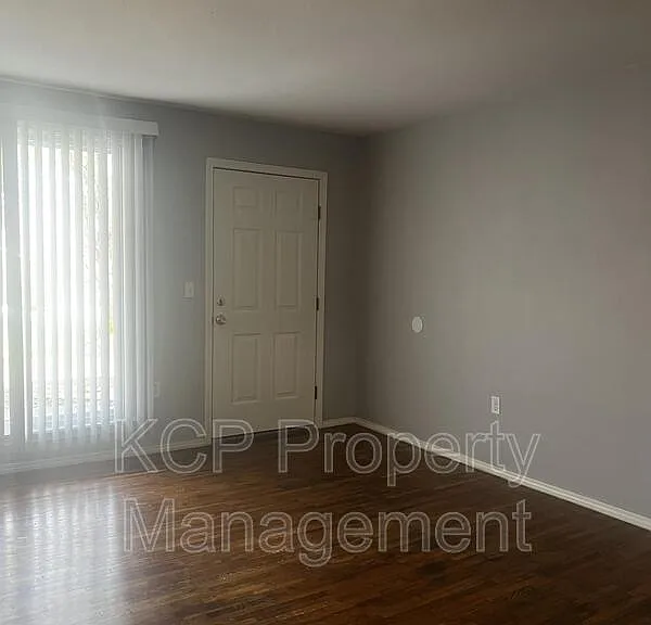 115 N Albert Pike Ave #6 — Photo 13