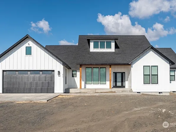 215 SE Baseline .5 Road, Moses Lake, WA 98837