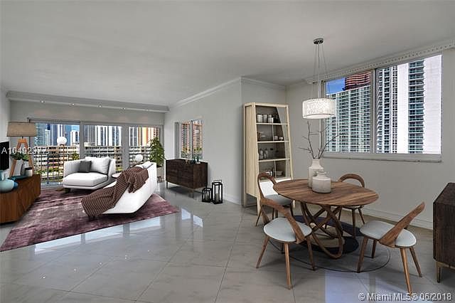 1st image of 300 Bayview Dr APT 515