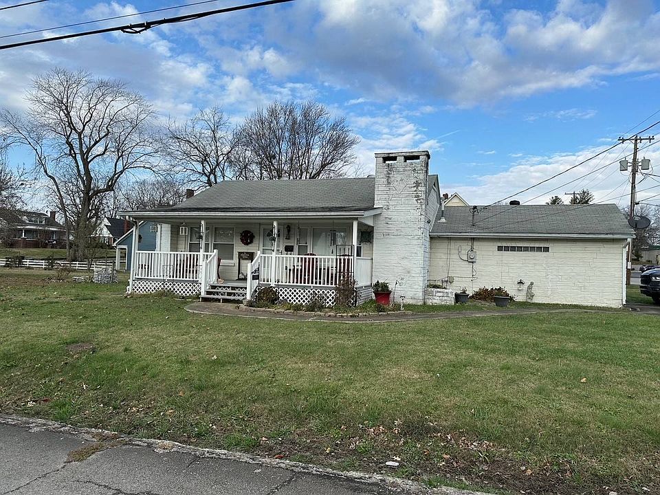 1st image of 131 W Washington St
