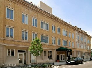 6337 Roosevelt Rd APT 308, Berwyn, IL 60402