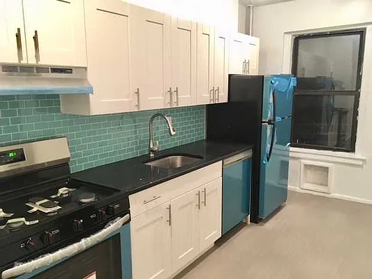 Rented by New York Residence | media 23