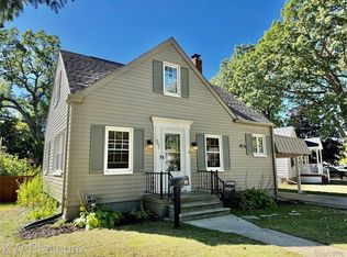 2921 Palmer Ct, Port Huron, MI