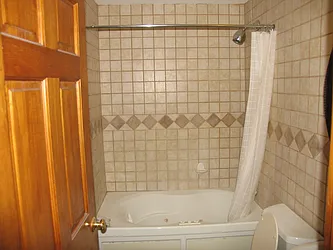 Rented by Rapid Realty Cobble Hill