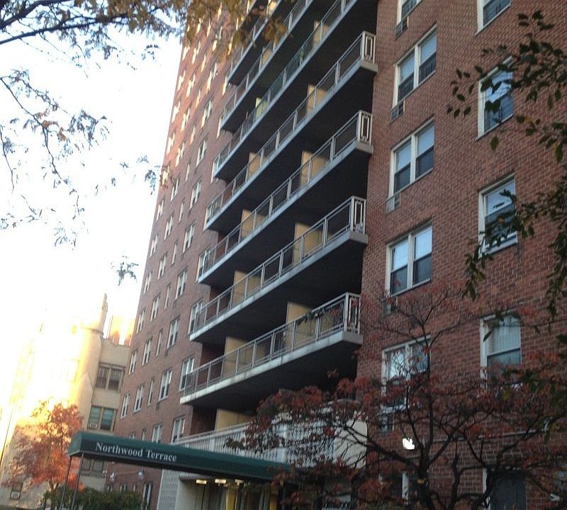 1st image of 16010 89th Ave APT 7H