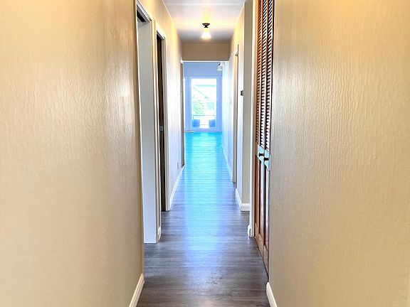 3rd image of 70 Westpark Dr
