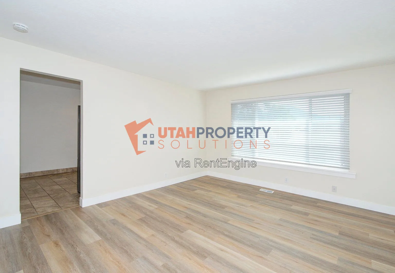 2 bed, 1.0 bath, 900 sqft, $1,525 — Photo 4