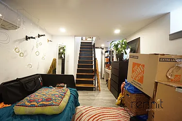 Rented by Rennit Inc.