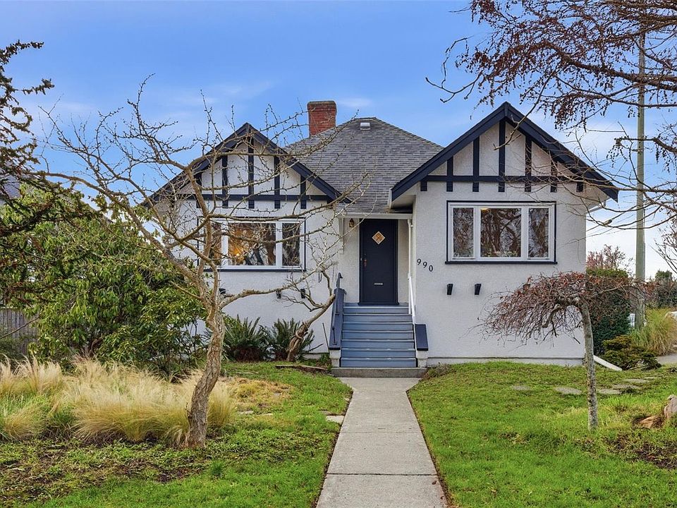 1st image of 990 Hampshire Rd