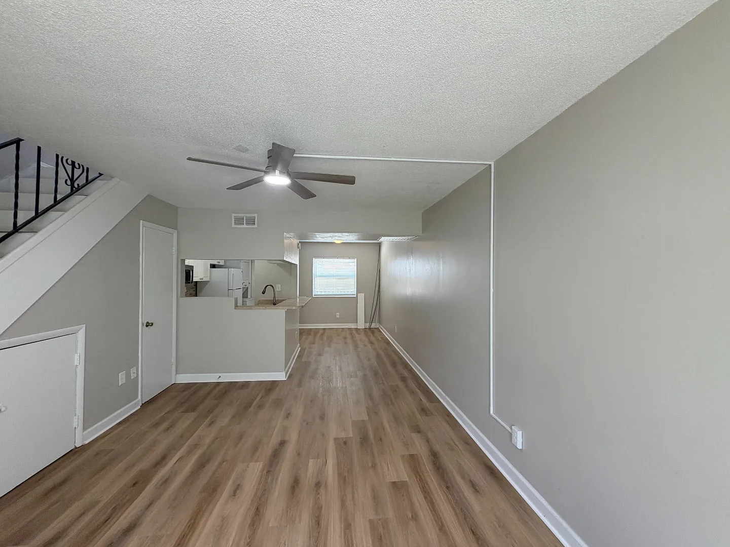 Bright 2-Bed Townhome with Pool, In-Unit Laundry, and Central A/C 55 Needle Blvd, Merritt Island — Photo 4