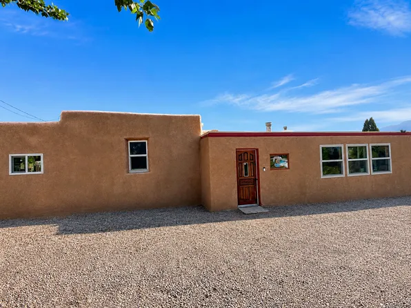 10042 4th St NW, Albuquerque, NM 87114