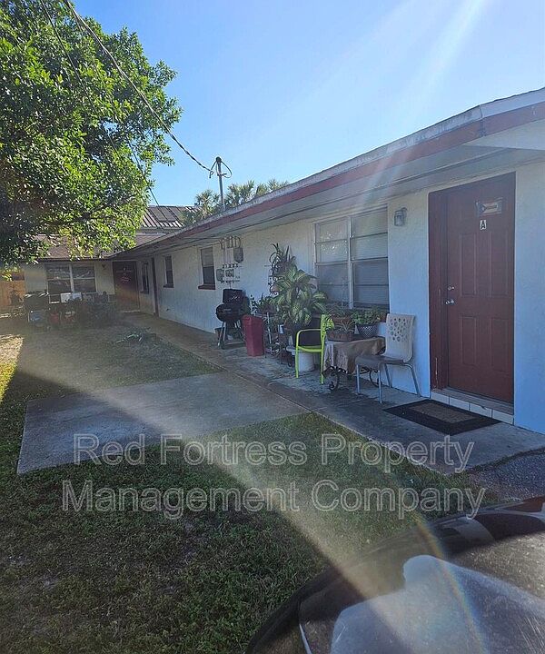 1st image of 2719 Central Ave APT B
