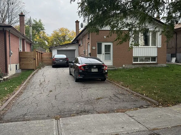 25 Par Ave, Toronto, ON