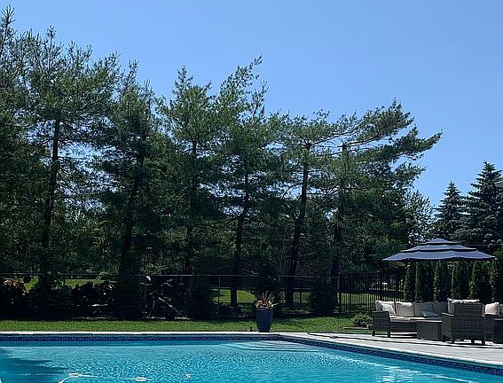 2nd image of 6 Fairview Dr