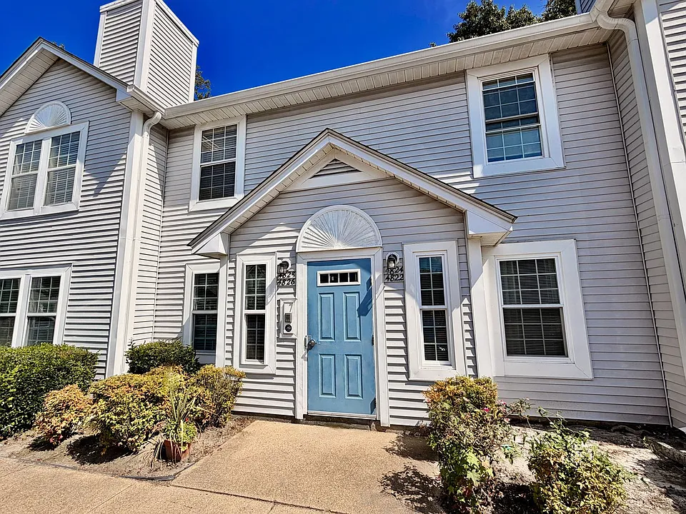 4824 Station House Ln