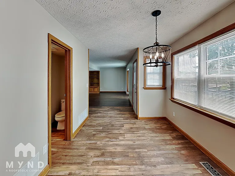 801 Ashford Glen Dr — Photo 5