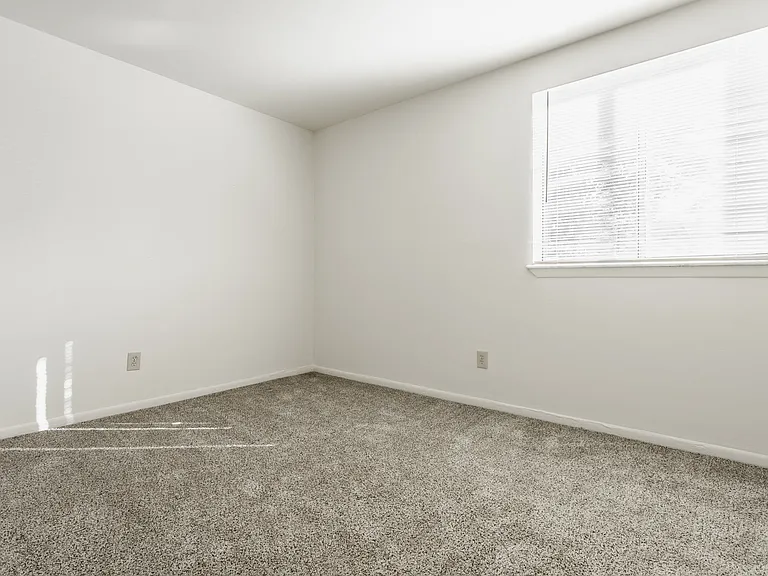 Polo Run Apartments — Photo 11