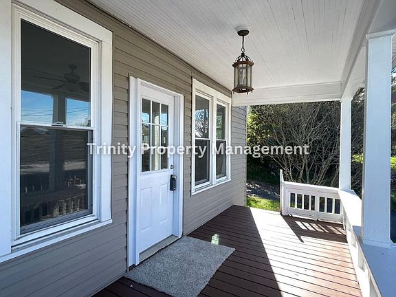 2nd image of 309 Hedge St