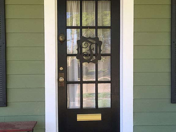 2nd image of 410 Peake St