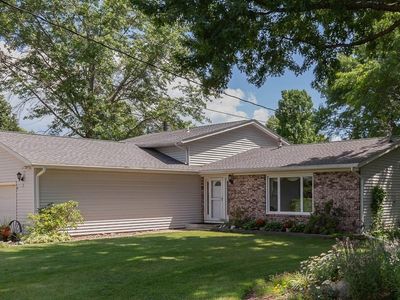 8 Kimberly Dr, Coal Valley, IL, 61240