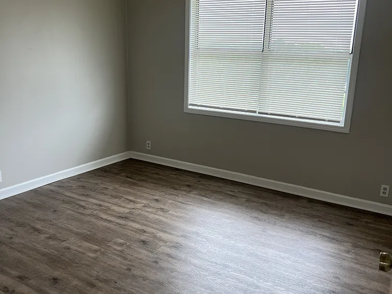 115 Forest Ave #103 — Photo 9