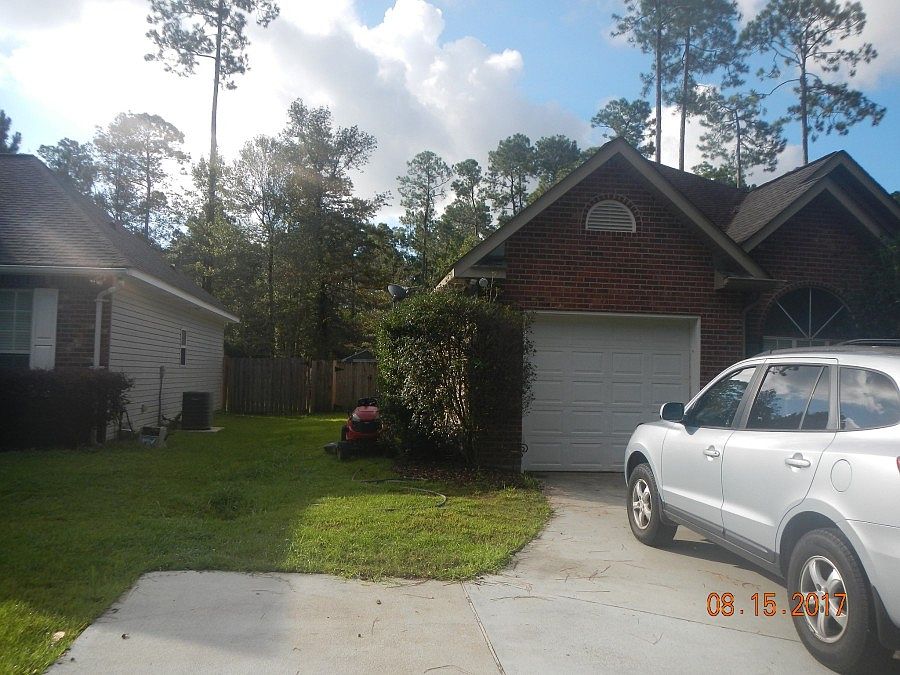 2nd image of 20350 Helenbirg Rd