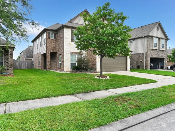 10615 Chestnut St, Tomball, TX 77375