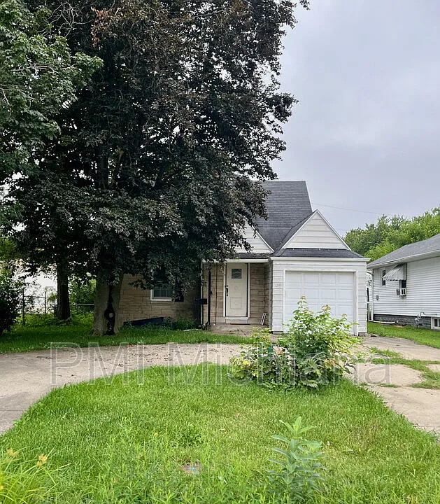1311 S Main St