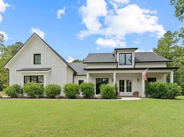 135 Harmony Bay Dr, Eatonton, GA 31024