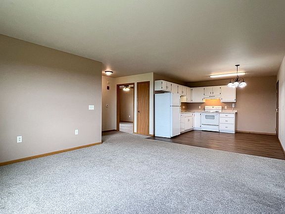 2nd image of 625 E Chesak Ave #Hi-16