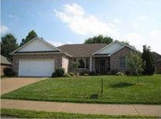 8777 Shadow Ridge Dr, Newburgh, IN 47630