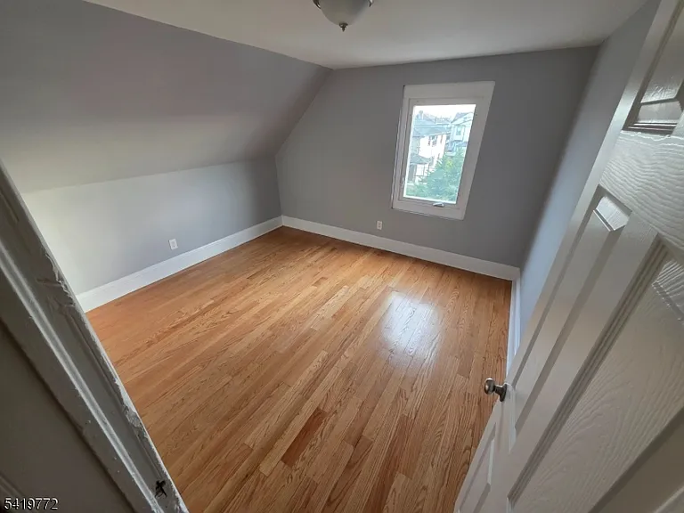 245 Marshall St #2 — Photo 7