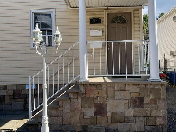 2nd image of 68 Cottage Pl Floor 2