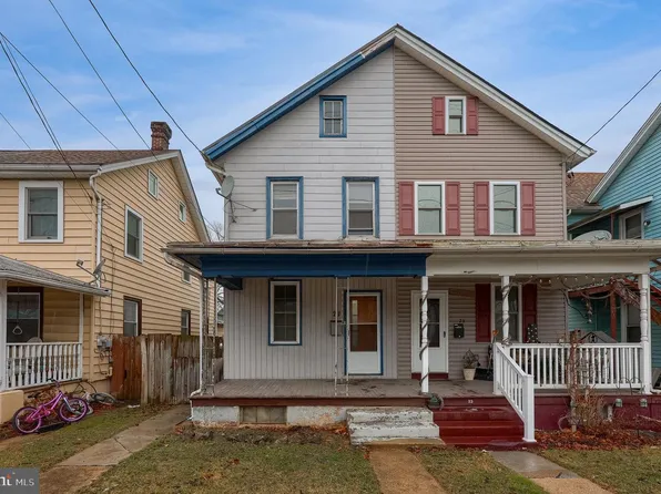 21 E Richland Ave, Myerstown, PA 17067