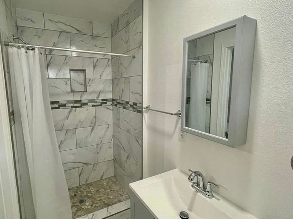 2nd image of 690 Cascade Ln