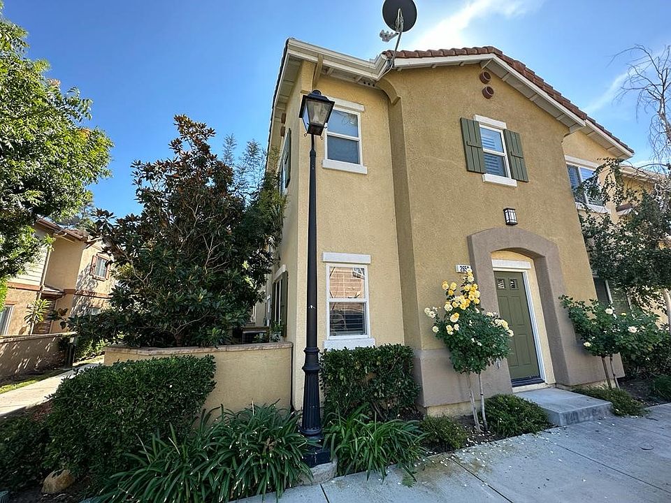 1st image of 2650 Vanilla Ln