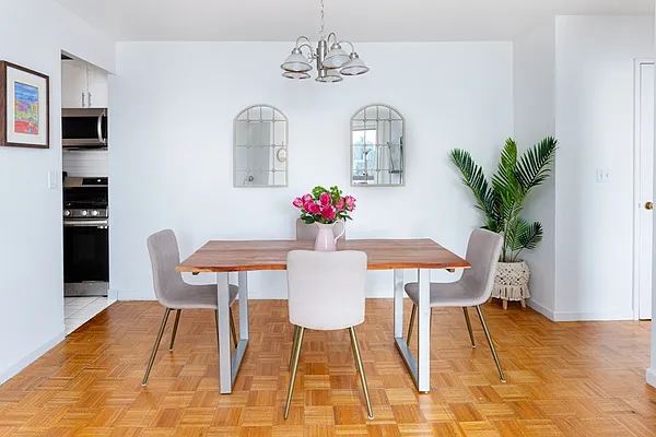 Rented by Brown Harris Stevens | media 3